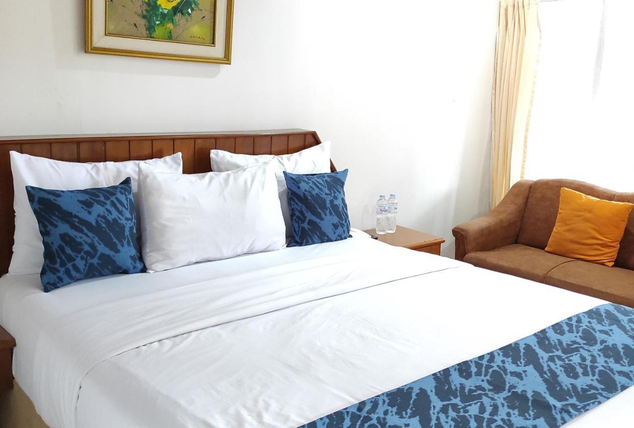 Arwiga Hotel Bandung Exterior photo
