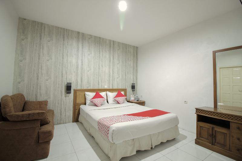 Arwiga Hotel Bandung Exterior photo