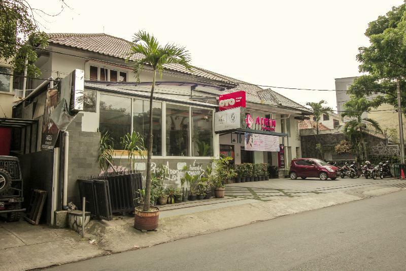 Arwiga Hotel Bandung Exterior photo